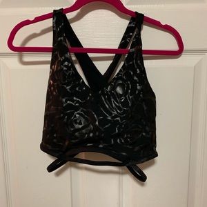 Fabletics sports bra or crop top